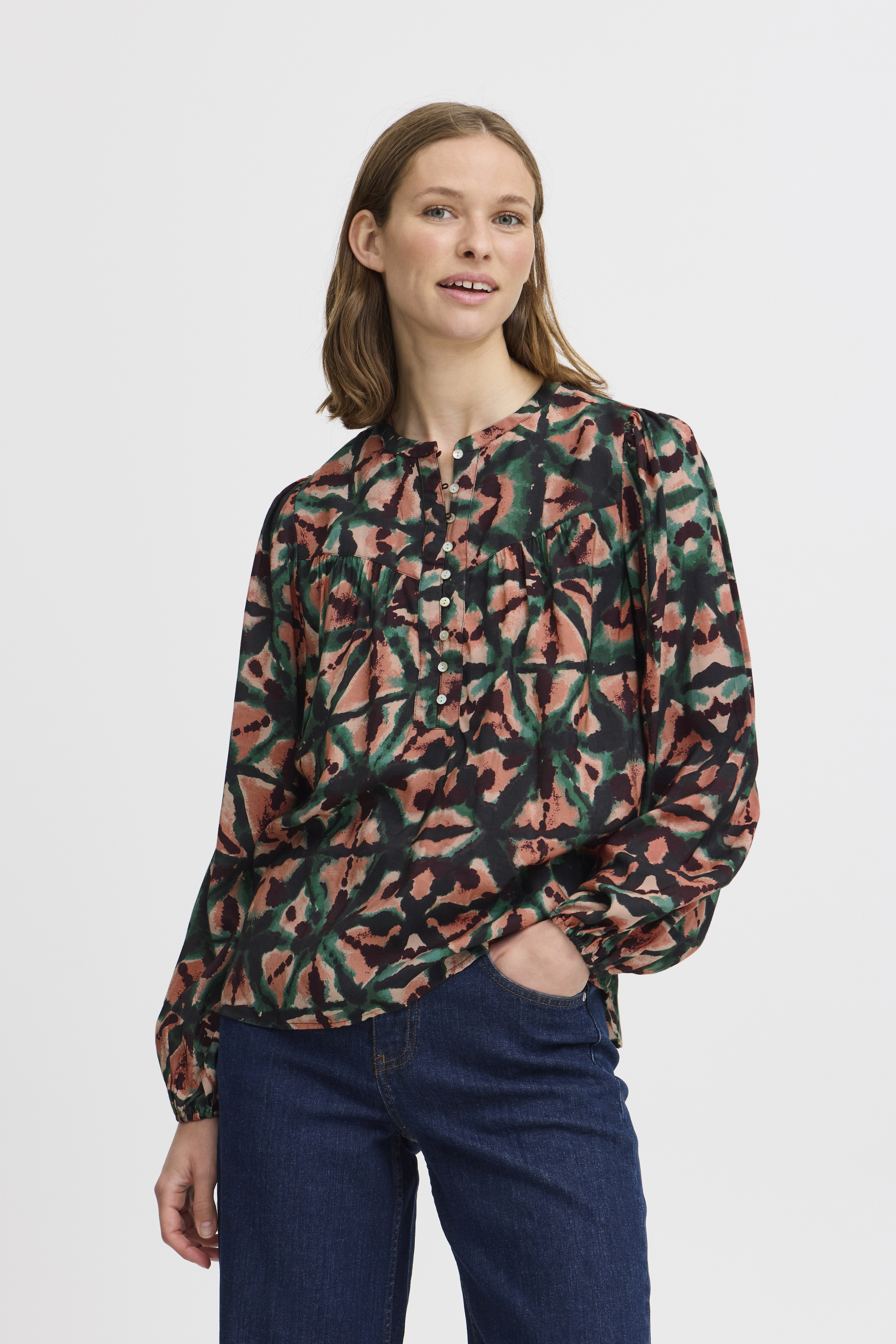 BYHELVIG BLOUSE